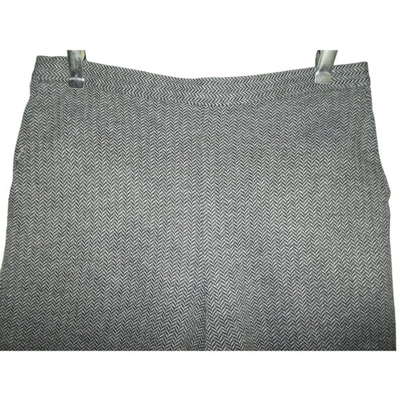 Alfred Dunner Dress Pant 8 x28"Inseam Herringbone Print ankle black gray chevron - Picture 2 of 6